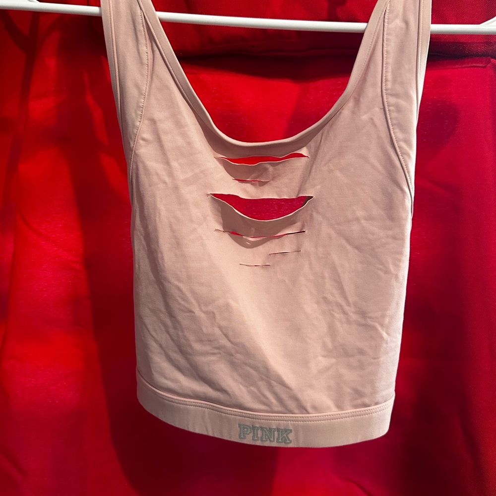 Victoria’s Secret pink sports bra